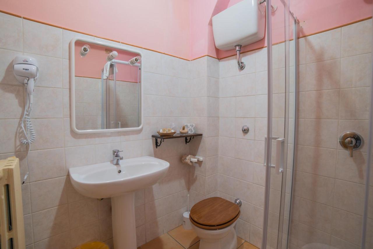 Dimora Fresilia Casa Vacanze Opi Exterior photo