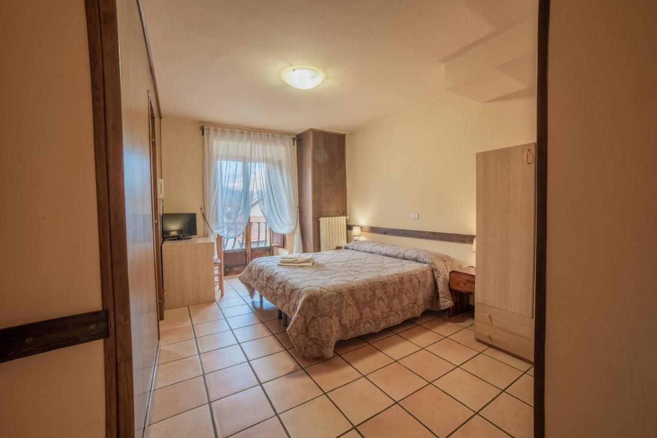 Dimora Fresilia Casa Vacanze Opi Exterior photo