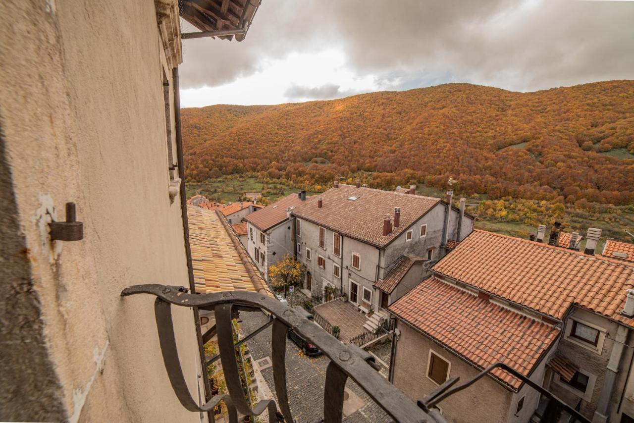 Dimora Fresilia Casa Vacanze Opi Exterior photo