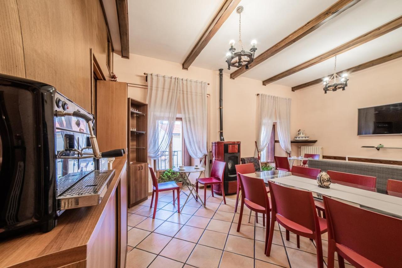 Dimora Fresilia Casa Vacanze Opi Exterior photo