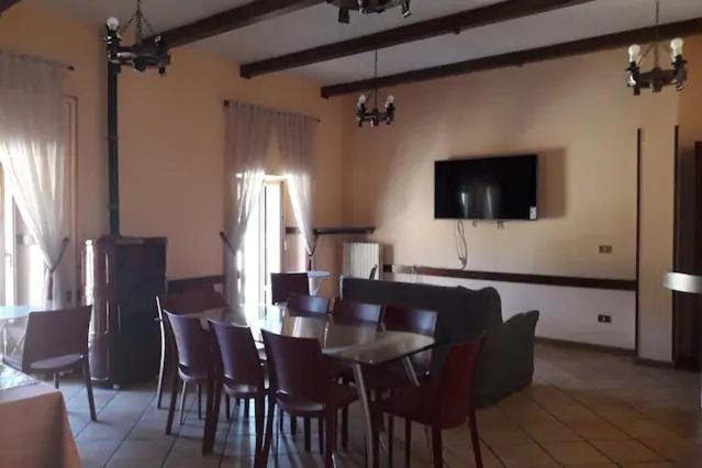 Dimora Fresilia Casa Vacanze Opi Exterior photo